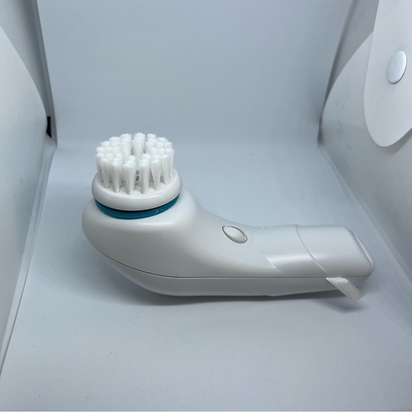 BeautiControl Professional Skin Care Tool Exfoliating Buffer with Brush Set NEW - Picture 2 of 8